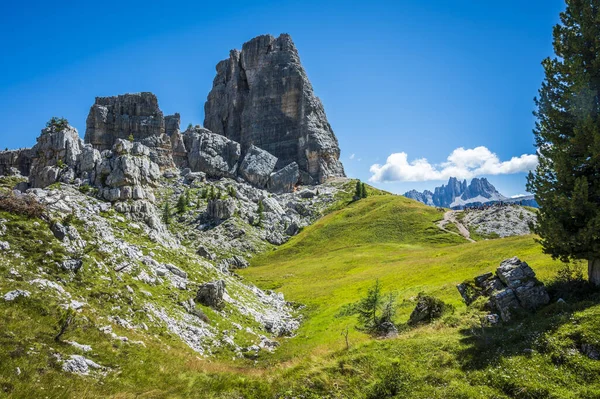 Central Dolomites Monuments Nature Averau Nuvolau Five Towers Cortina Ampezzo — Stock Photo, Image
