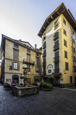 Bergamo, İtalya 'da güzel tarihi mimari