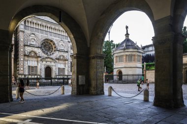 Bergamo, İtalya 'da güzel tarihi mimari