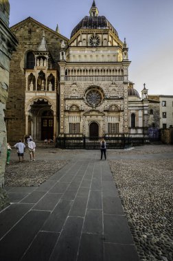 Bergamo, İtalya 'da güzel tarihi mimari