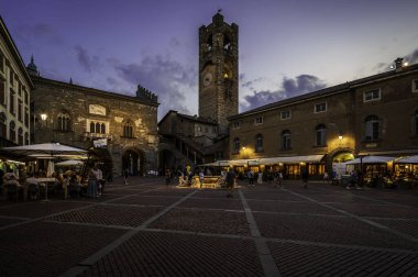 Bergamo, İtalya 'da güzel tarihi mimari