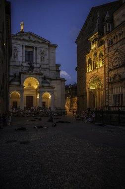 Bergamo, İtalya 'da güzel tarihi mimari