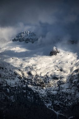 Canin ve Montasio dağlarında bahar karı
