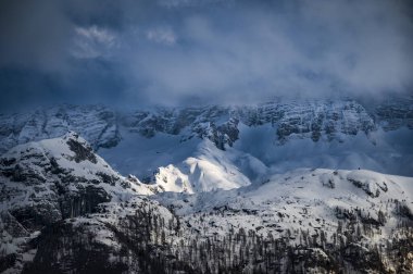 Canin ve Montasio dağlarında bahar karı