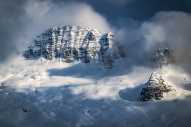 Canin ve Montasio dağlarında bahar karı