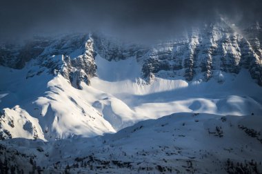 Canin ve Montasio dağlarında bahar karı
