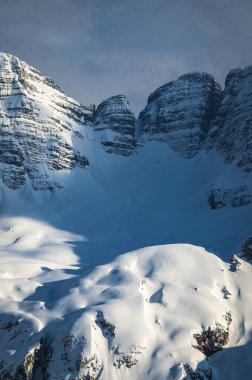 Canin ve Montasio dağlarında bahar karı
