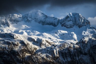 Canin ve Montasio dağlarında bahar karı