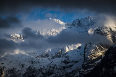 Canin ve Montasio dağlarında bahar karı
