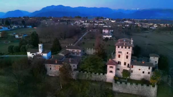 Antik Ortaçağ Şatosu Tepeye Tünemişti Cassacco Friuli Talya — Stok video