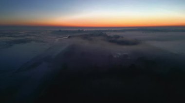 Sabahın ilk ışıklarındaki güzel manzaranın havadan görüntüsü..