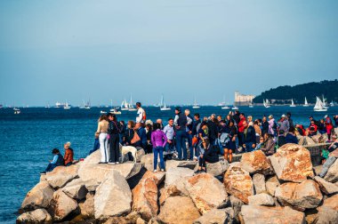 Barcolana Yarışı sırasında Trieste Körfezi.. 