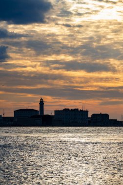 Barcolana Yarışı sırasında Trieste Körfezi.. 