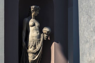 Trieste, İtalya - 9 Ekim. 2022: İtalya 'nın Trieste kentindeki binaların dışı