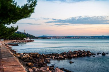 Barcolana Limanı Gün batımında, İtalya 