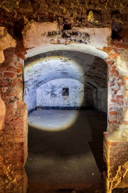 Osoppo Kalesi veya Osoppo 'daki Fortezza di Osoppo harabeleri, Udine, İtalya