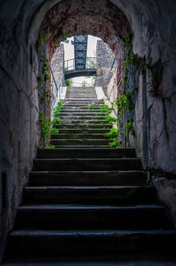Osoppo Kalesi veya Osoppo 'daki Fortezza di Osoppo harabeleri, Udine, İtalya