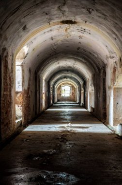 Osoppo Kalesi veya Osoppo 'daki Fortezza di Osoppo harabeleri, Udine, İtalya