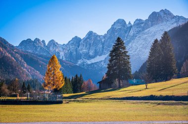 Dağ manzarası manzarası, Valbruna e Dogma, İtalya 