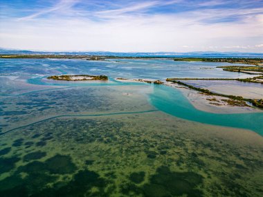 Grado gölünün büyüsü. Doğa
