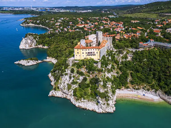 Stock image Between Duino Castle and Sistiana Bay. A wonder of the upper Adriatic coast.