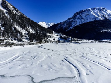 İtalya, Venosta Vadisi 'ndeki Resia Gölü