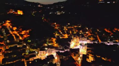 Gece vakti Misimeri 'nin Arap şehri. Sicilya Rüyası.