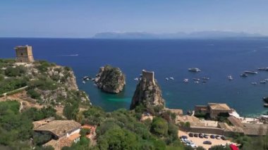 Körfez, antik orkinos balıkçılığı ve yığınla Scopello, Sicilya, İtalya
