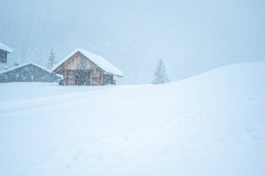Kışın İtalya, Sappada 'da kar yağışı 
