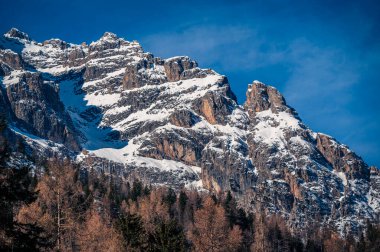 Kışın Fiscalina Vadisi, Dolomitler, İtalya