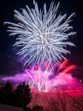 Friuli 'de geleneksel havai fişek ve tezahürat.