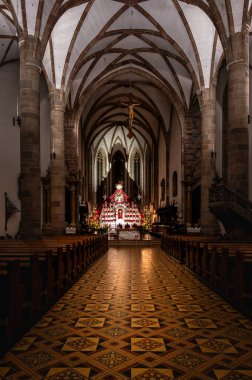 Merano, İtalya 'da eski bir kilise. 