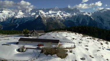 Monte Canin Alp Dağları Sella Nevea, İtalya 'da tırmanma yolu