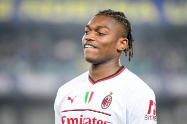 İtalyan futbolu Serie A maçında Milan 'ın Rafael Leao portresi, 16 Ekim 2022' de İtalya 'nın Verona kentindeki Marcantonio Bentegodi Stadyumu' nda Hellas Verona FC 'ye karşı AC Milan (Portreler Arşivi) maçında çekildi.