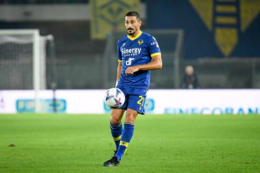 Verona 'nın Koray Gunter portresi İtalyan futbolu Serie A maçında Hellas Verona FC - AC Milan (Portreler arşivi) maçı sırasında İtalya' nın Verona kentindeki Marcantonio Bentegodi stadyumunda, 16 Ekim 2022