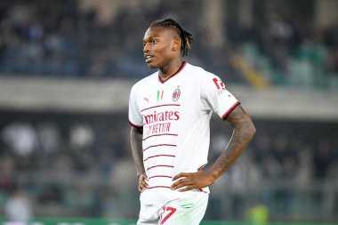 İtalyan futbolu Serie A maçında Milan 'ın Rafael Leao portresi, 16 Ekim 2022' de İtalya 'nın Verona kentindeki Marcantonio Bentegodi Stadyumu' nda Hellas Verona FC 'ye karşı AC Milan (Portreler Arşivi) maçında çekildi.