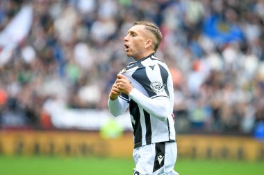 Udinese 'nin Gerard Deulofeu portresi İtalya futbol takımı Serie A maçında Udinese Calcio ile Torino FC (portreler arşivi) maçını Udine' deki Dacia Arena Stadyumu 'nda 23 Ekim 2022' de kutluyor.