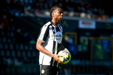 Udinese 'nin İtalya futbol takımı Serie A maçındaki Kingsley Ehizibue portresi Udinese Calcio, Udine - Dacia Arena Stadyumu, 12 Şubat 2023 - Fotoğraf: Ettore Griffoni