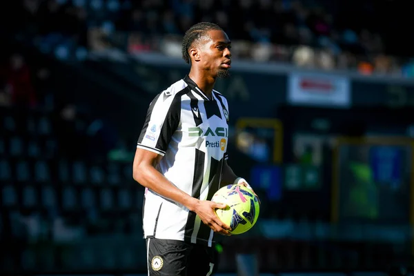 Udinese Nin Talya Futbol Takımı Serie Maçındaki Kingsley Ehizibue Portresi — Stok fotoğraf