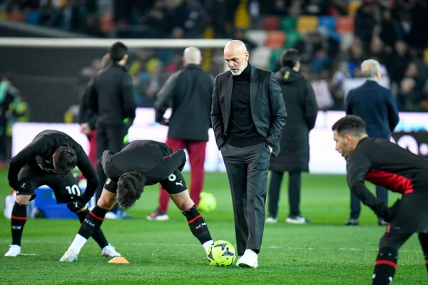 Milan Head Coach Stefano Pioli Retrato Durante Aquecimento Durante Futebol — Fotografia de Stock