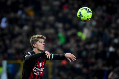 Milan 'ın Charles De Ketelaere portresi İtalyan futbolu Serie A karşılaşmasında Udinese Calcio ile AC Milan (portreler arşivi) Udine, İtalya' daki Dacia Arena stadyumunda, 18 Mart 2023 - Fotoğraf: Ettore Griffoni