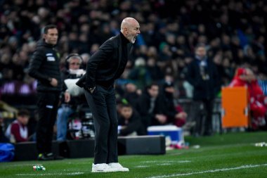 Milan teknik direktörü Stefano Pioli, İtalya 'nın Udine şehrindeki Dacia Arena Stadyumu' nda oynanan Udinese Calcio - AC Milan (portreler arşivi) maçı sırasında 18 Mart 2023 tarihinde yapılan portre hareketleriyle Ettore Griffoni