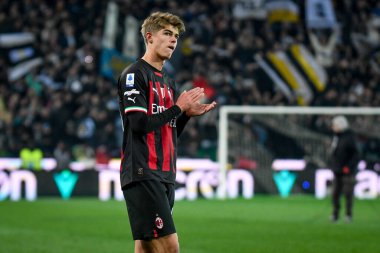 Milan 'ın Charles De Ketelaere portresi İtalyan futbolu Serie A maçında Udinese Calcio ile UC Milan (portreler arşivi) Udine' deki Dacia Arena stadyumunda, 18 Mart 2023 - Fotoğraf: Ettore Griffoni