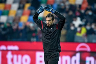 Milan 'ın Antonio Mirante portresi İtalyan futbolu Serie A maçında Udinese Calcio ile AC Milan (portreler arşivi) Udine, İtalya' da Dacia Arena Stadyumu 'nda 11 Aralık 2021' de oynanmıştır.