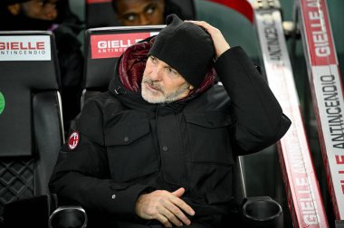 Milan Teknik Direktörü Stefano Pioli İtalya futbolu Serie A karşılaşmasında Udinese Calcio ile AC Milan (portreler arşivi) Udine, İtalya 'daki Dacia Arena Stadyumu' nda 11 Aralık 2021 'de oynanan karşılaşmada portre - Fotoğraf: Ettore Griffoni