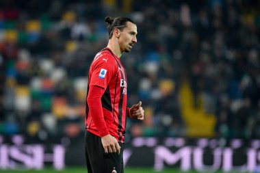 Milan 'ın İtalya futbolu Serie A maçında Zlatan Ibrahimoviç' in portresi Udinese Calcio ile AC Milan (portreler arşivi) maçı Udine, İtalya 'da Dacia Arena Stadyumu' nda, 11 Aralık 2021 - Fotoğraf: Ettore Griffoni