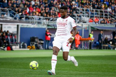 Milan 'ın Divock Origi portresi İtalyan futbolu Serie A maçında Bologna FC Milan' a karşı, İtalya 'nın Bologna kentindeki Renato Dall' Ara stadyumunda, 15 Nisan 2023 - Fotoğraf: Ettore Griffoni
