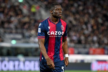 Bologna 'nın Adama Soumaoro portresi İtalyan futbolu Serie A maçında Bologna FC, Juventus FC' ye karşı (portreler arşivi) Bologna, İtalya 'daki Renato Dall' Ara stadyumunda, 30 Nisan 2023 - Fotoğraf: Ettore Griffoni