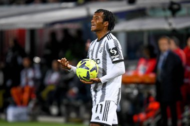 Juventus 'un İtalyan futbolu Serie A maçında Juan Cuadrado portresi Bologna FC ile Juventus FC (portreler arşivi) maçı Bologna, İtalya' da Renato Dall 'Ara stadyumunda, 30 Nisan 2023 - Fotoğraf: Ettore Griffoni