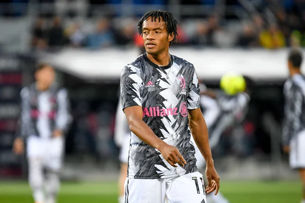 Juventus 'un İtalyan futbolu Serie A maçında Juan Cuadrado portresi Bologna FC ile Juventus FC (portreler arşivi) maçı Bologna, İtalya' da Renato Dall 'Ara stadyumunda, 30 Nisan 2023 - Fotoğraf: Ettore Griffoni